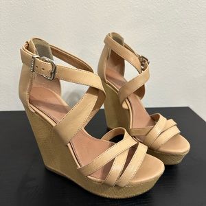 Gianni Bini Wedges Size 7.5